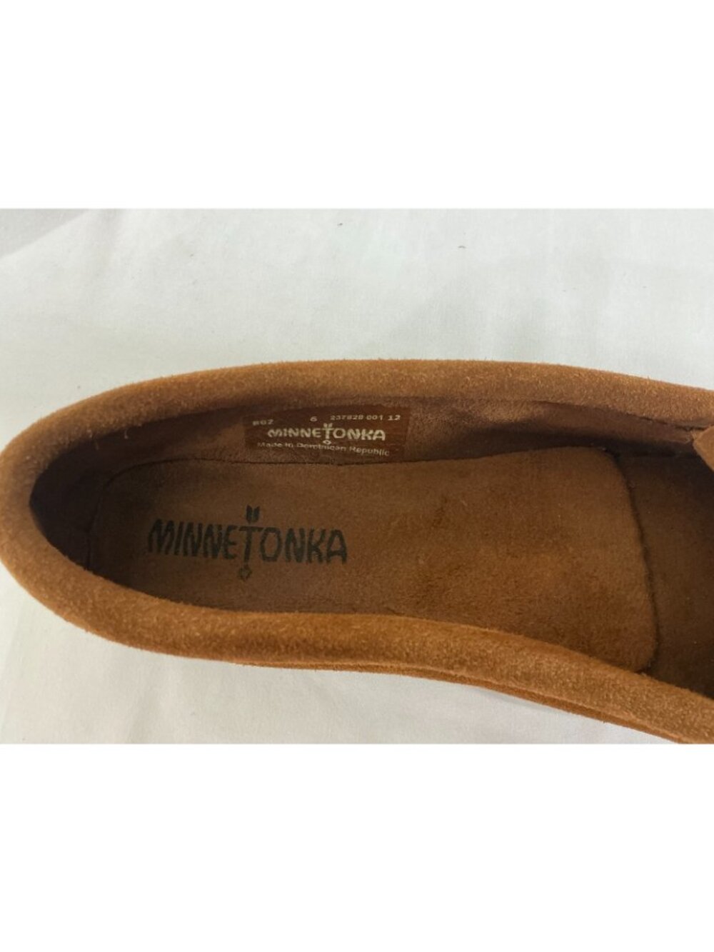 Minnetonka Women's Thunderbird Suede Leather Moccasins Beaded Fringe Tan Size 6 - Picture 14 of 15